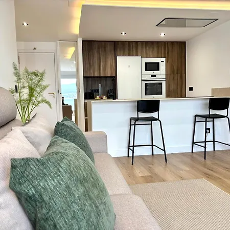 Holibai, Meiga, Apto Moderno, Vistas Al Mar Y Playa Cerca, Apartamento