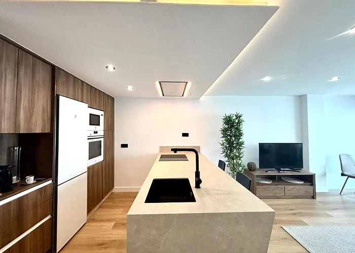 Holibai, Meiga, Apto Moderno, Vistas Al Mar Y Playa Cerca,