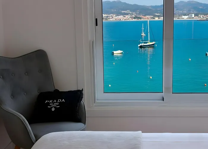 Holibai, Meiga, Apto Moderno, Vistas Al Mar Y Playa Cerca, *