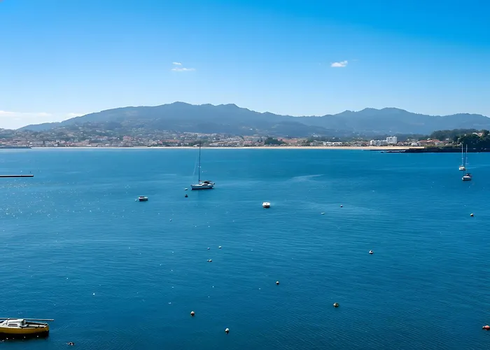 Holibai, Meiga, Apto Moderno, Vistas Al Mar Y Playa Cerca, Appartamento